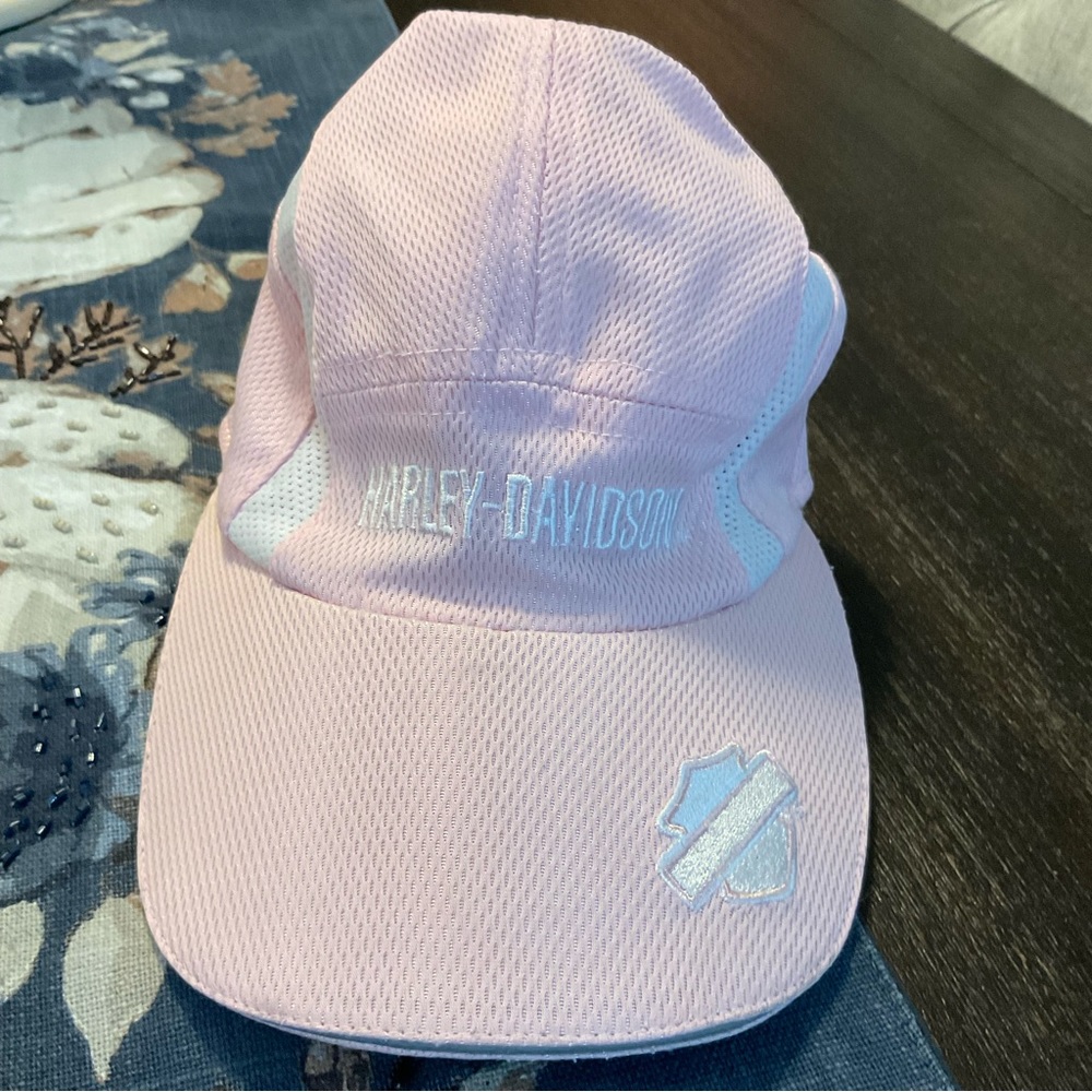 Harley Davidson pale pink & white lightweight soft mesh ballcap